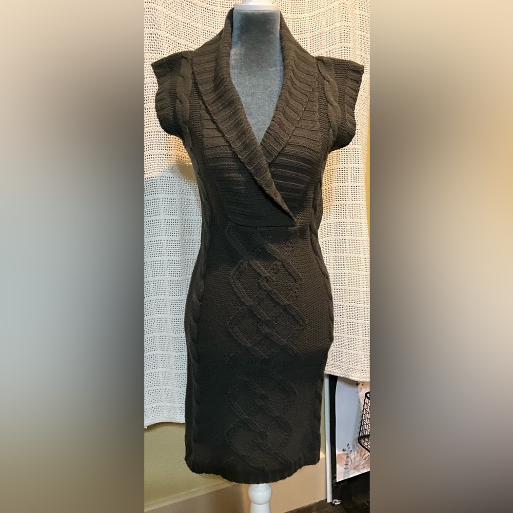 Derek Hart grey Crocheted sleeveless dress. M